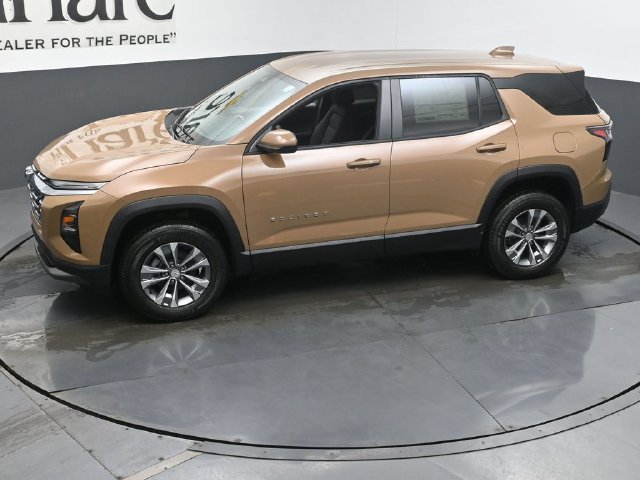 New 2027 Chevrolet Equinox LT w/ LPO, Floor Liner Package FWD image 36