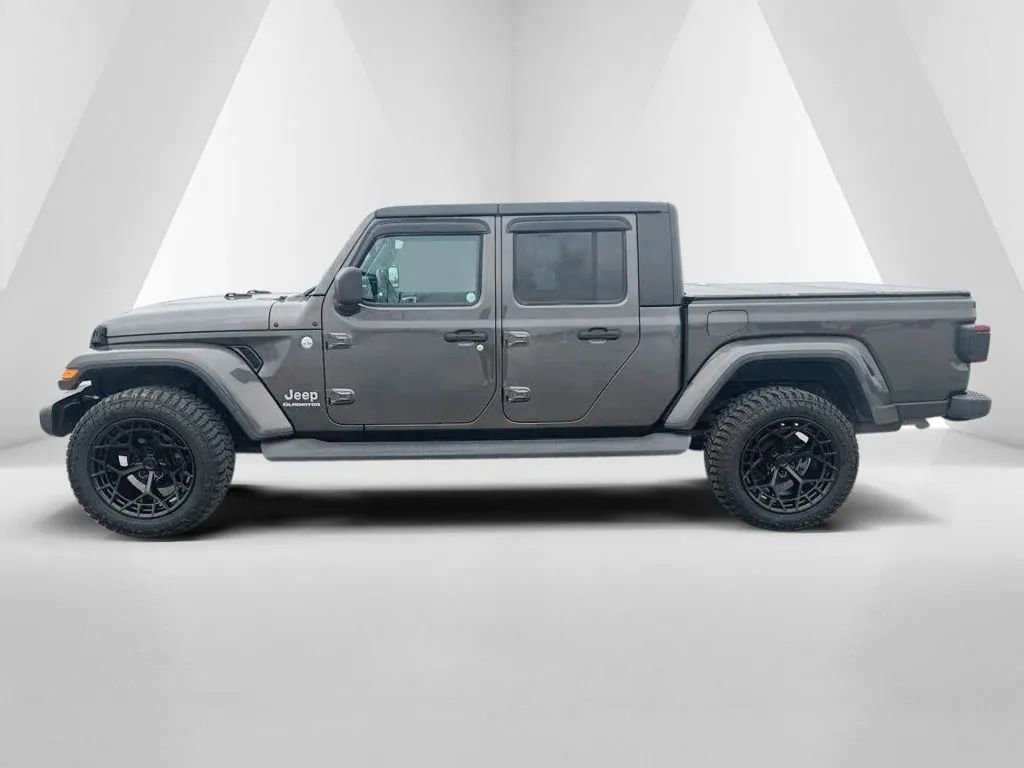 Used 2021 Jeep Gladiator Overland w/ Uconnect 4C Nav & Sound Group AWD/4WD image 4