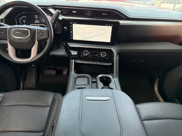 Used 2024 GMC Sierra 2500 Denali w/ Denali Reserve Package AWD/4WD image 9