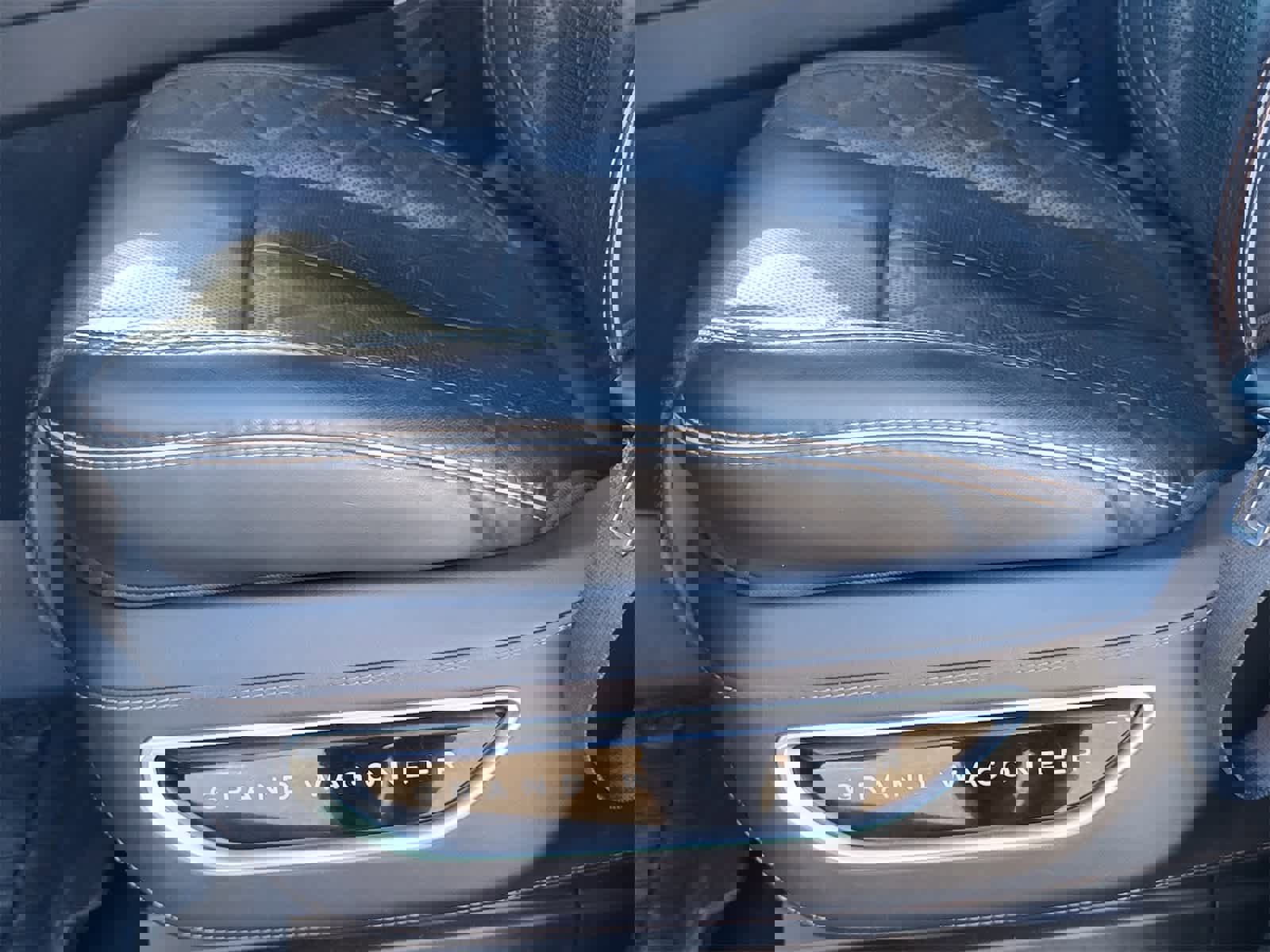 Used 2022 Jeep Grand Wagoneer Series III image 21