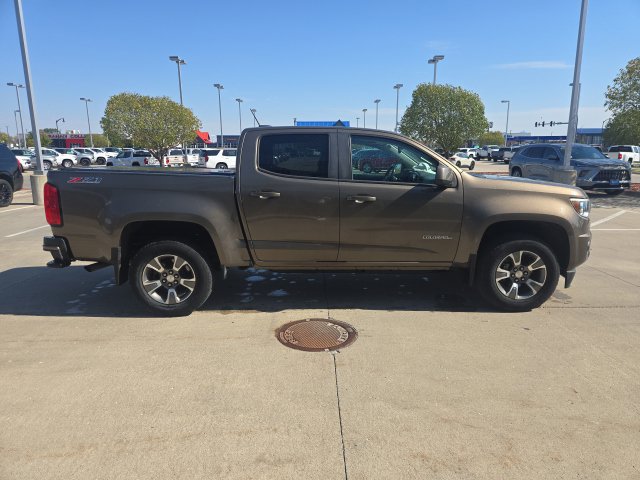 Used 2015 Chevrolet Colorado Z71 AWD/4WD image 4
