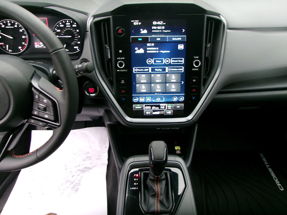 Used 2024 Subaru Crosstrek 2.5i Limited w/ Crosstrek Mirror Package AWD/4WD image 17