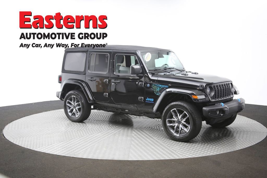 Used 2024 Jeep Wrangler Unlimited AWD/4WD image 51