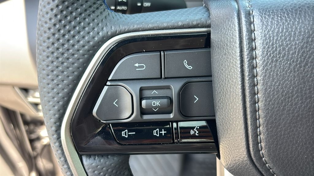 New 2026 Toyota Tundra Platinum AWD/4WD image 18
