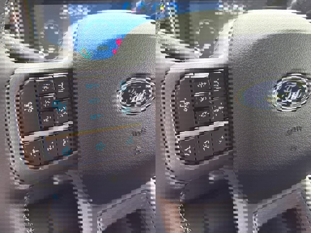 New 2026 Ford F350 Lariat w/ Black Appearance Package image 19