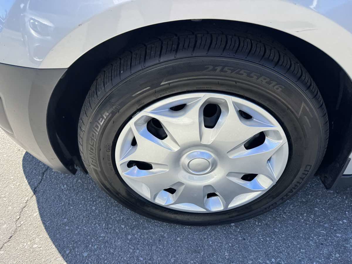 Used 2018 Ford Transit Connect XL image 7