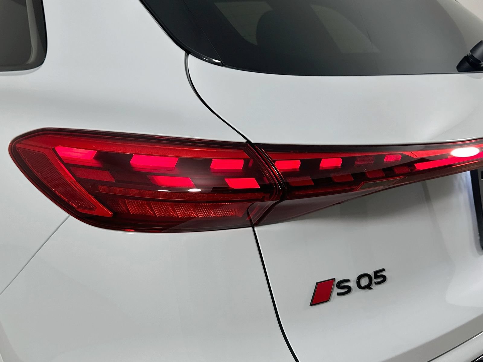 New 2026 Audi SQ5 Premium Plus AWD/4WD image 12