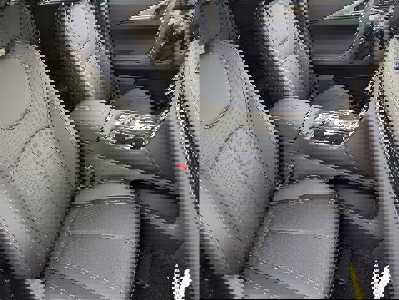 New 2026 INFINITI QX60 Luxe w/ Family Package image 28