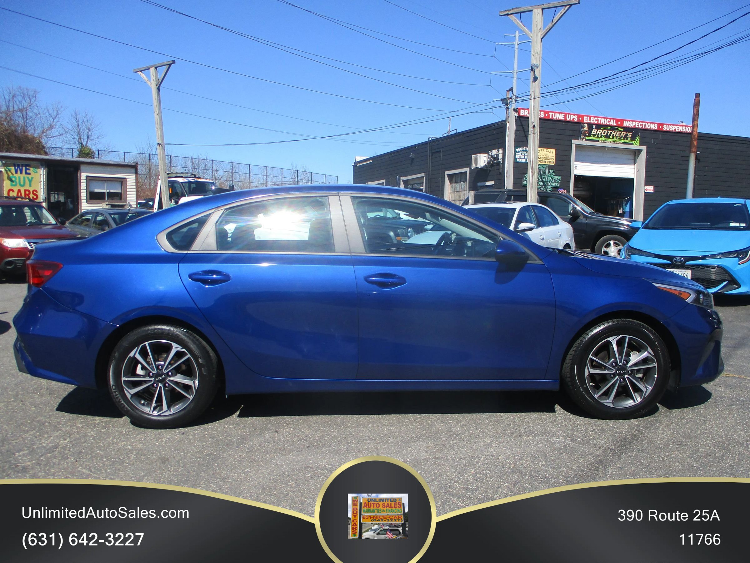 Used 2023 Kia Forte LXS FWD image 4