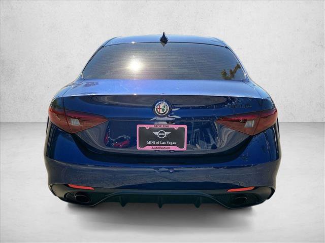 Used 2020 Alfa Romeo Giulia w/ Quick Order Package 22K Sport RWD image 7