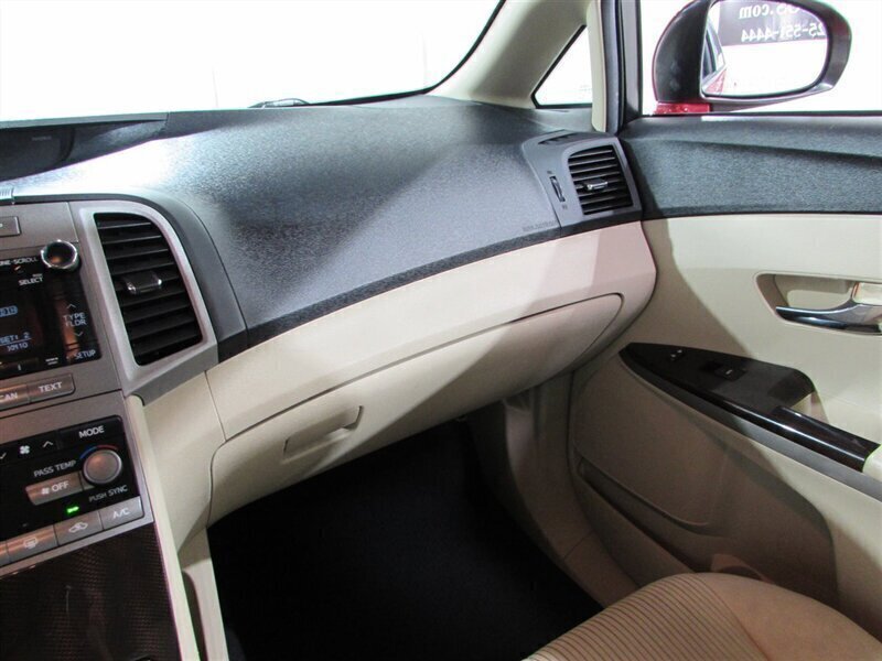 Used 2011 Toyota Venza AWD w/ Convenience Pkg image 87