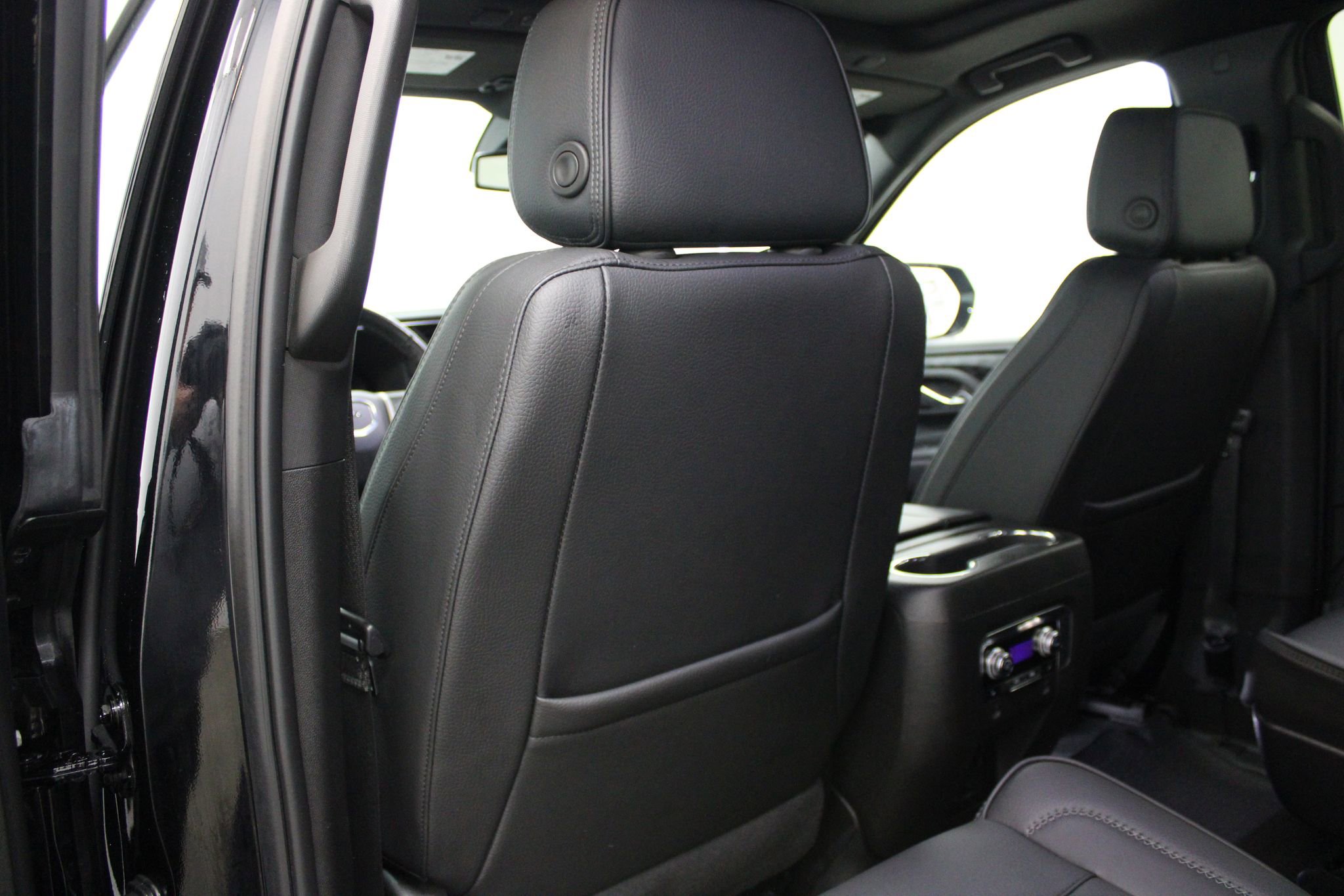 Used 2023 GMC Yukon Denali image 21