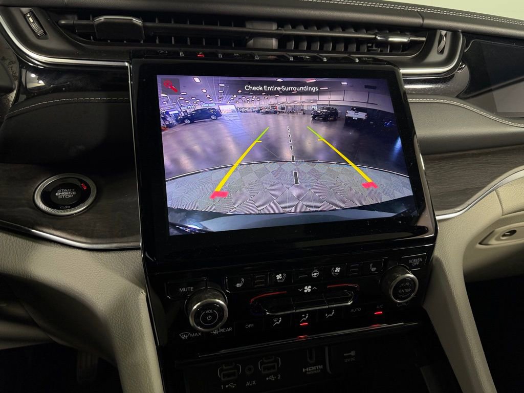 Certified 2023 Jeep Grand Cherokee L Overland w/ Rear Seat Video Group I AWD/4WD image 17