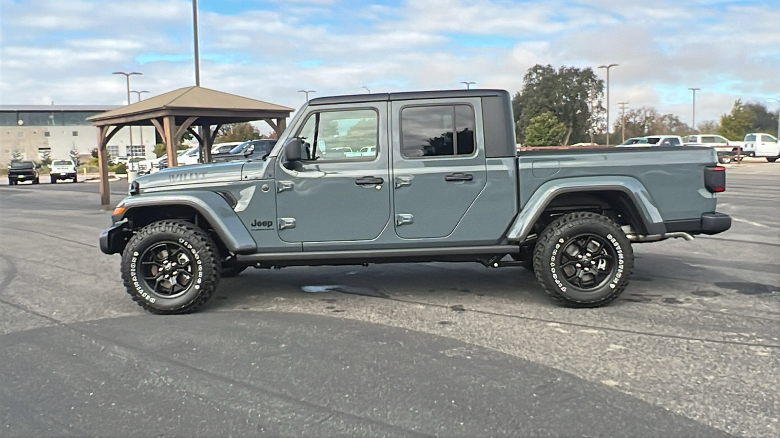 New 2025 Jeep Gladiator Willys image 6