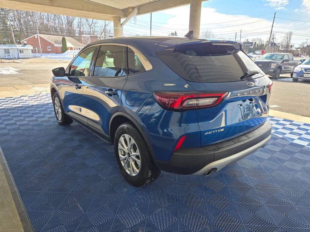 Used 2023 Ford Escape Active w/ Tech Pack #2 image 5