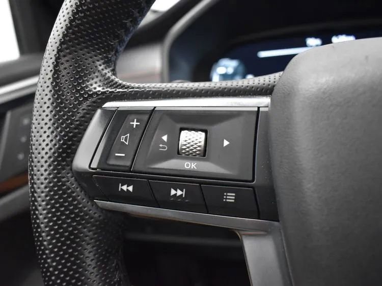 Used 2024 Mitsubishi Outlander SEL image 24