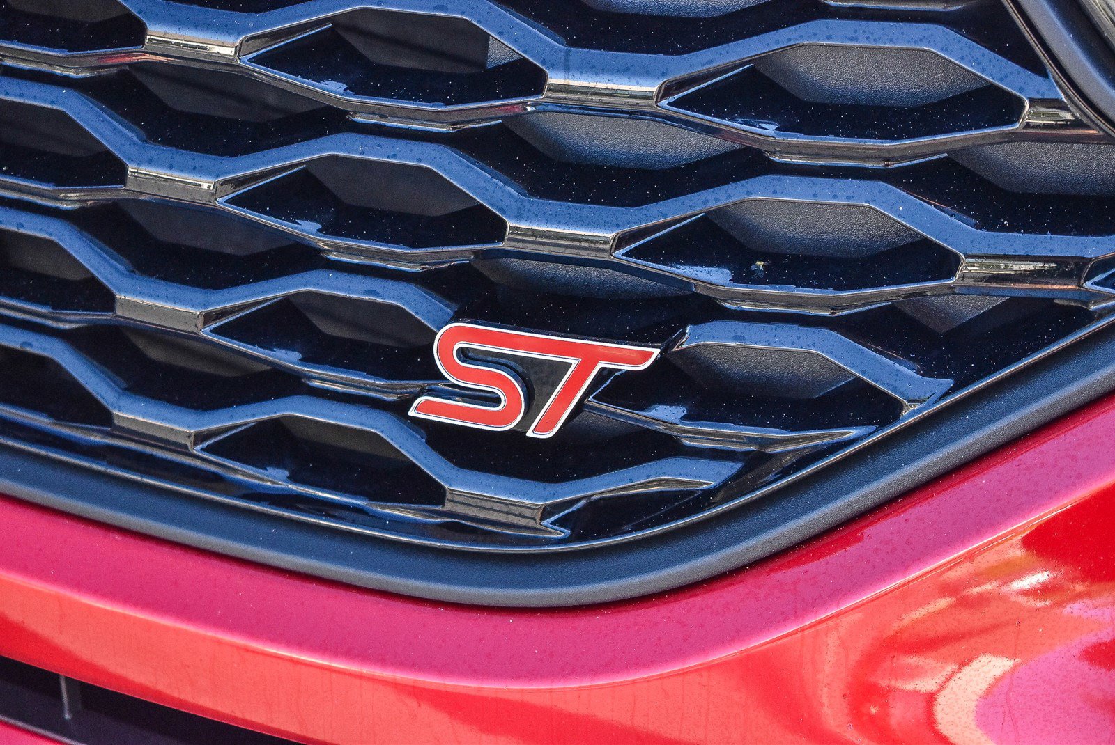 Used 2020 Ford Explorer ST w/ Premium Technology Package image 10