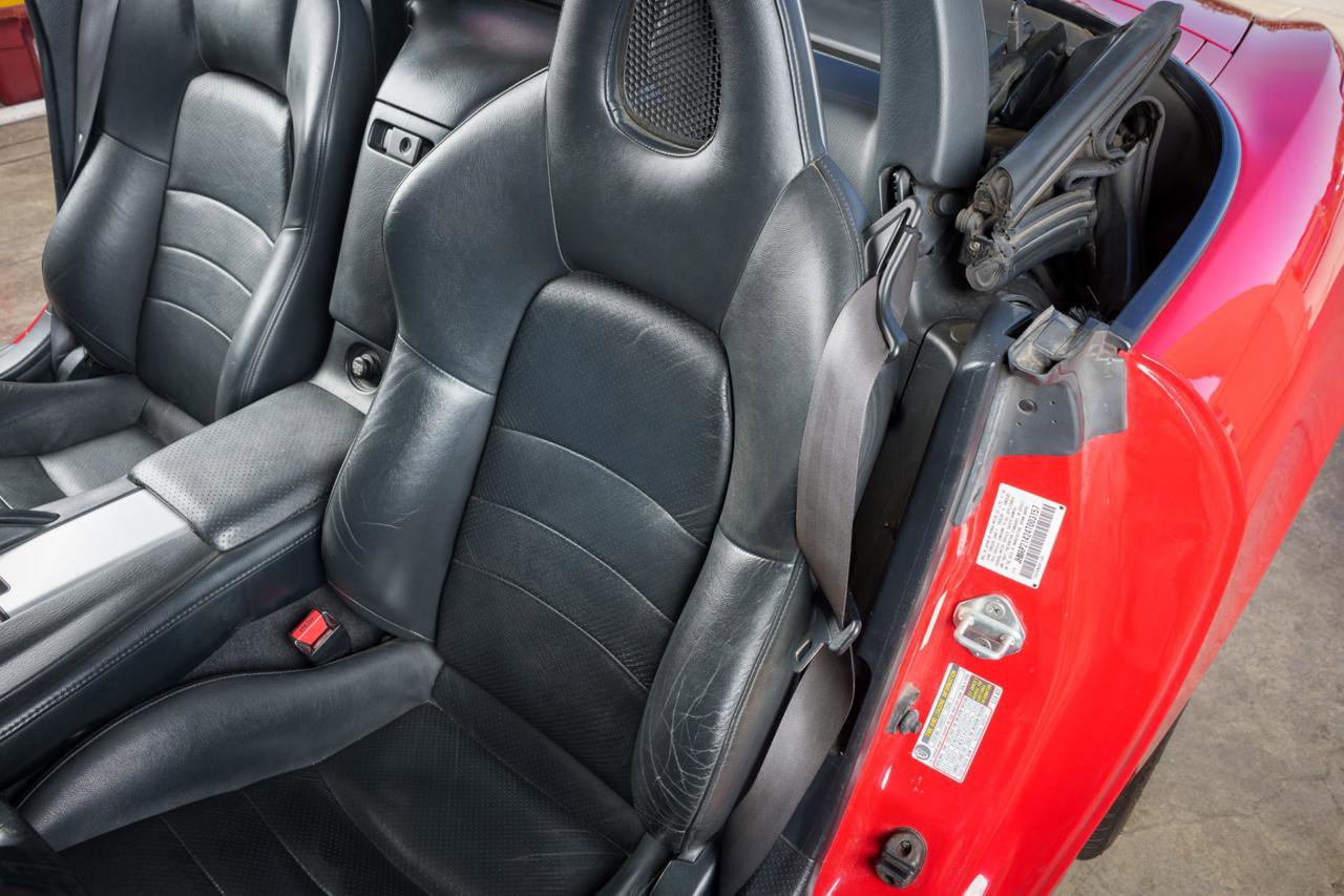 Used 2004 Honda S2000 image 36