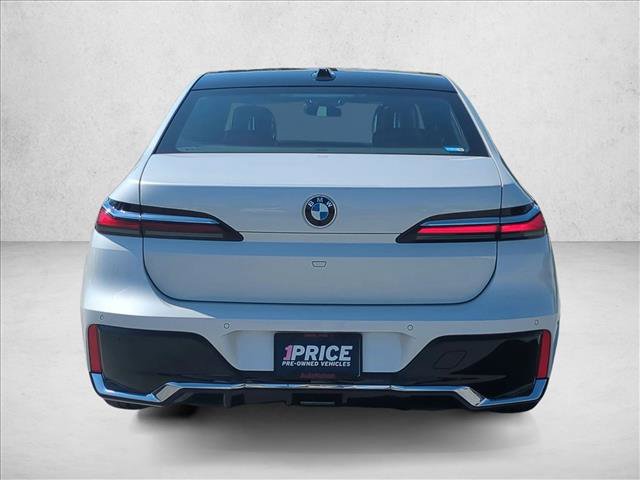 Certified 2023 BMW 740i image 7