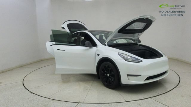 Used 2022 Tesla Model Y Long Range AWD/4WD image 72
