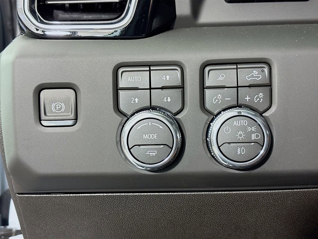 New 2026 GMC Sierra 2500 Denali Ultimate image 10