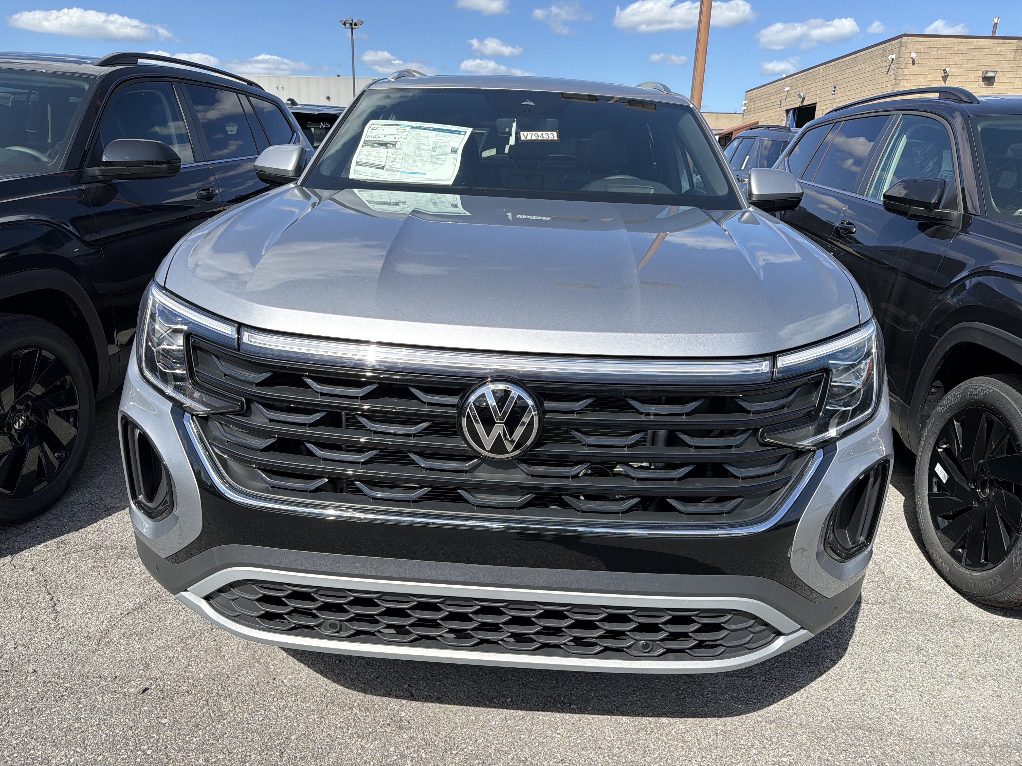 New 2026 Volkswagen Atlas Cross Sport SEL AWD/4WD image 3