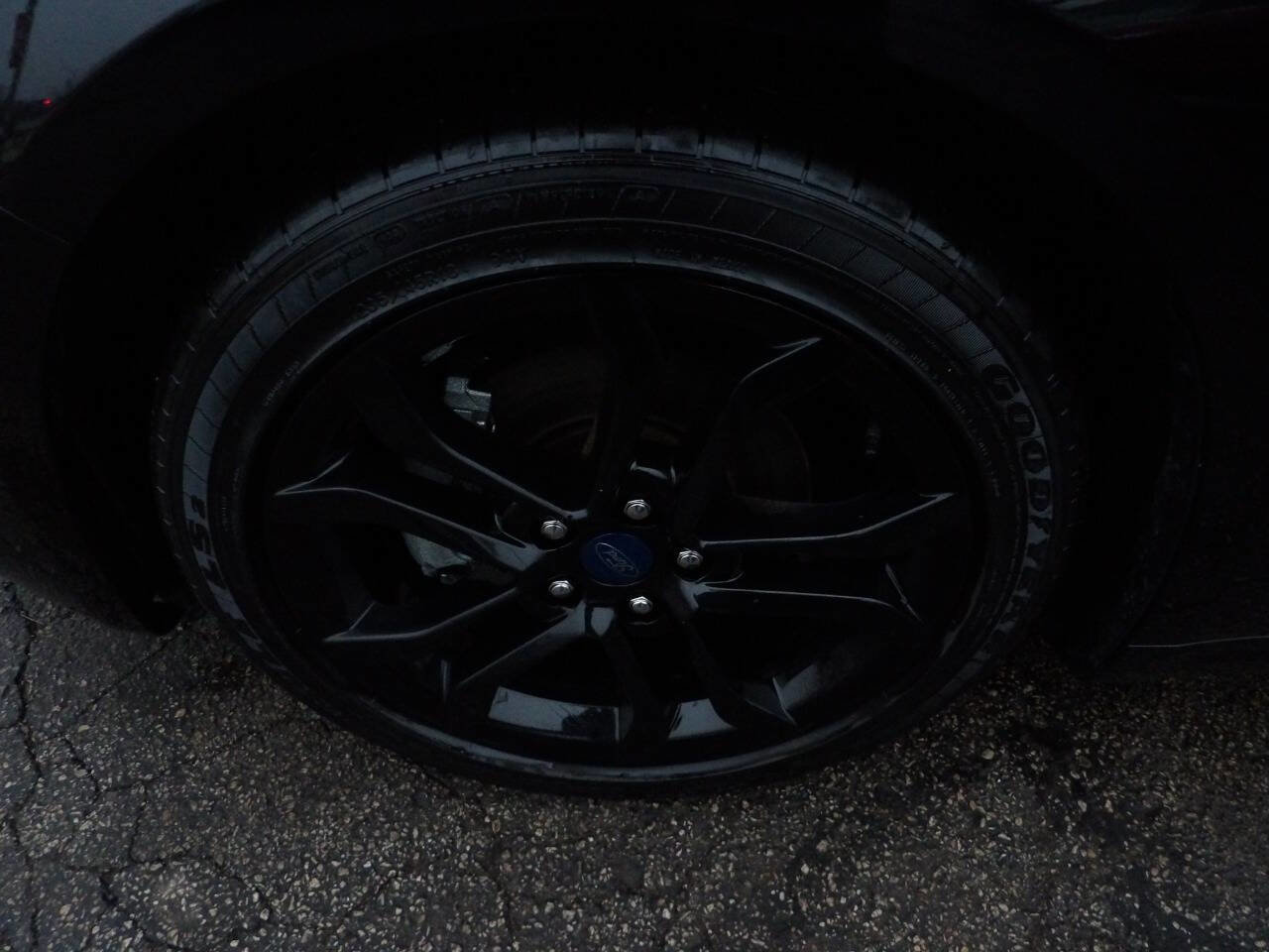 Used 2019 Ford Fusion SE w/ Equipment Group 151A image 5