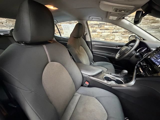 Used 2022 Toyota Camry LE w/ Convenience Package FWD image 17