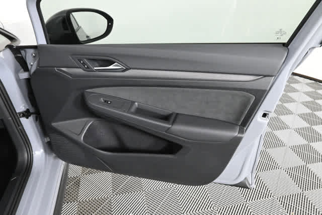 New 2026 Volkswagen GTI SE FWD image 11