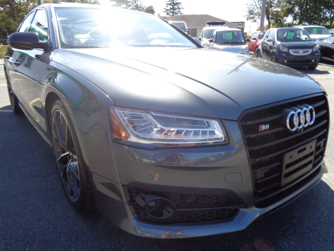 Used 2017 Audi S8 Plus w/ Dynamic Package image 15