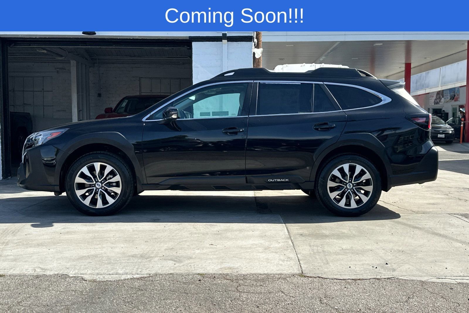 Used 2023 Subaru Outback Limited XT image 7