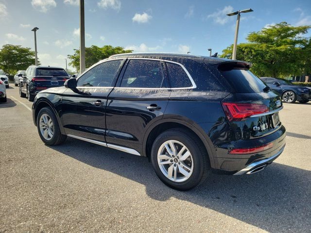 Certified 2023 Audi Q5 2.0T Premium w/ Convenience Package image 5