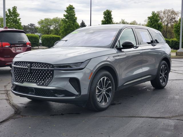Certified 2024 Lincoln Nautilus Premier AWD/4WD image 2