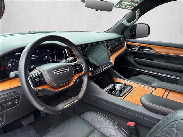 Used 2023 Jeep Grand Wagoneer Series III AWD/4WD image 10