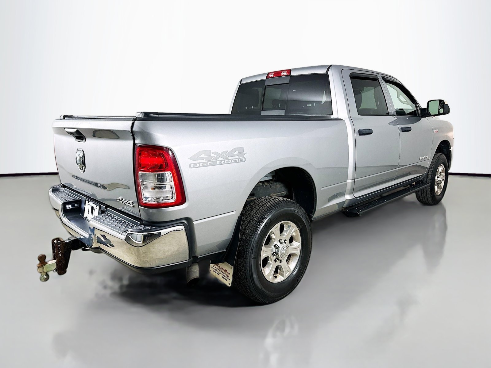 Used 2020 RAM 2500 Tradesman AWD/4WD image 9