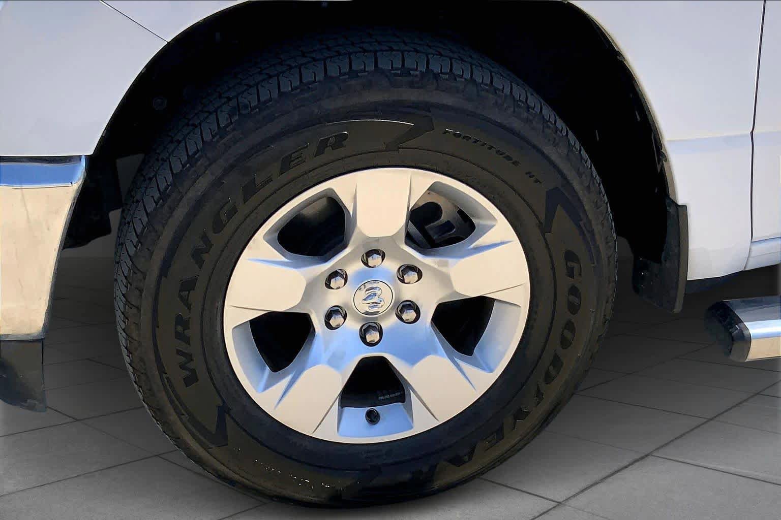 Used 2024 RAM 1500 Lone Star RWD image 11