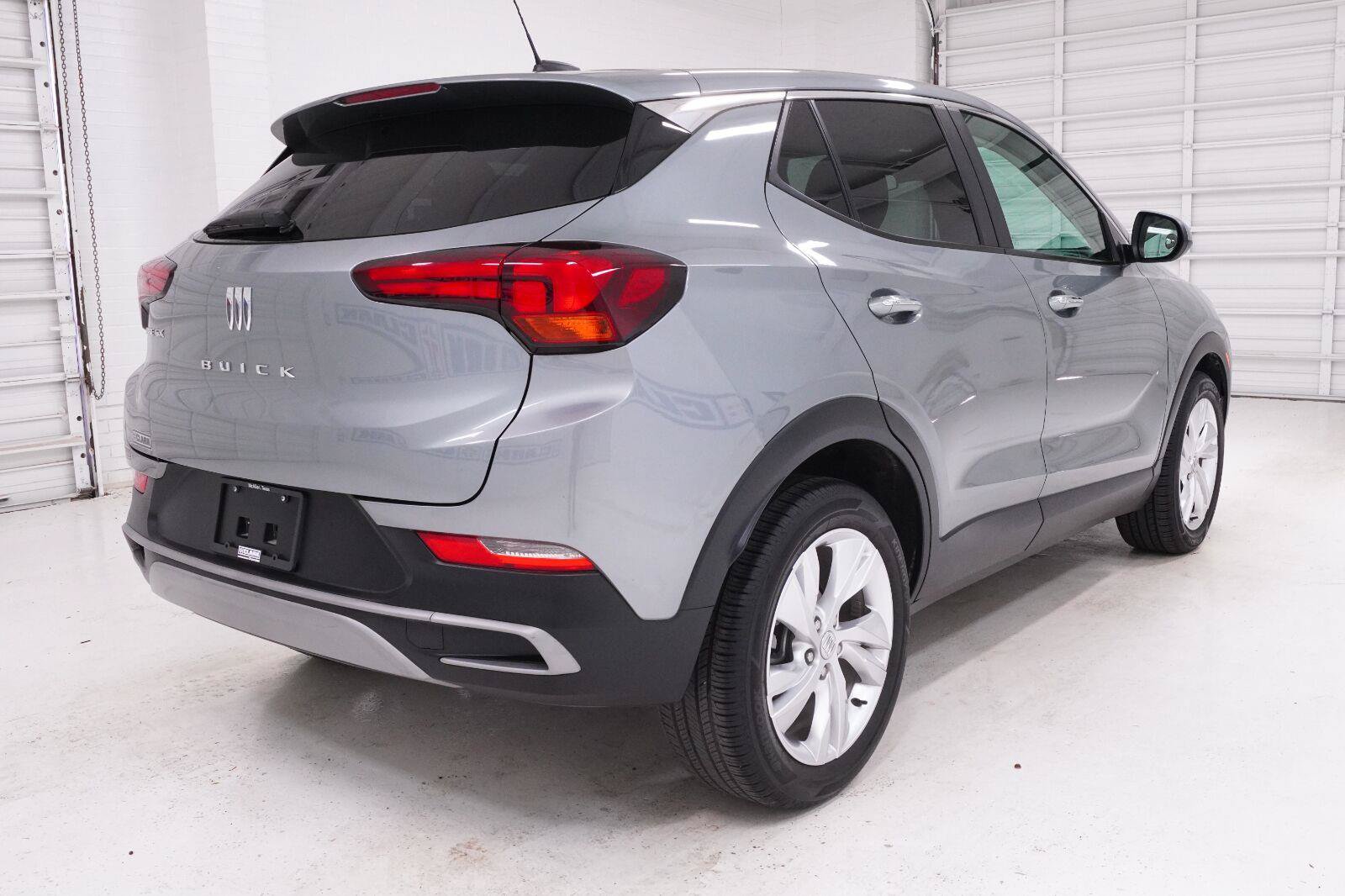 Used 2025 Buick Encore GX Preferred FWD image 30