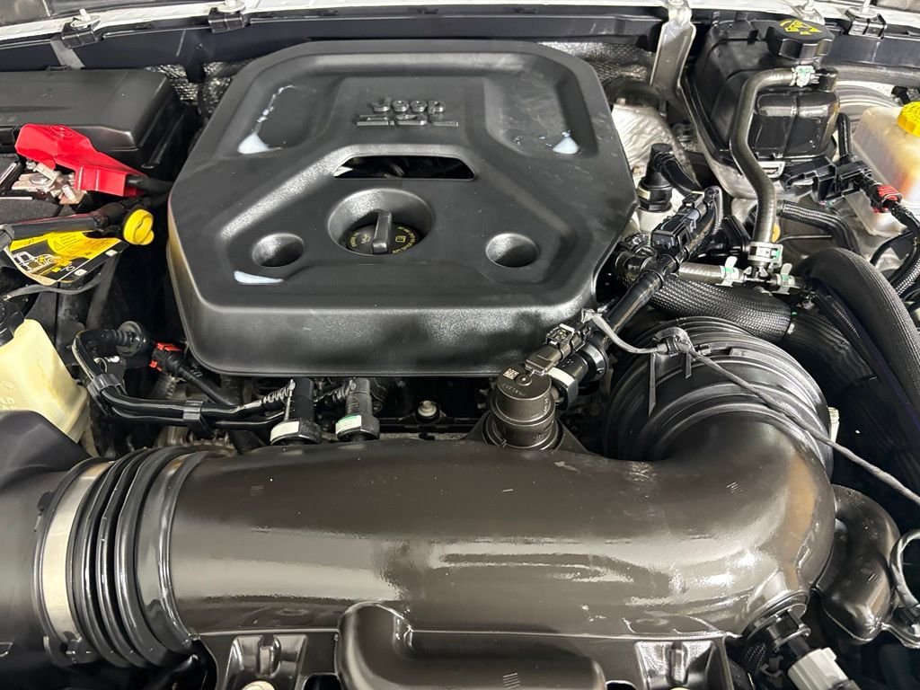 Used 2025 Jeep Wrangler Unlimited Sport AWD/4WD image 41