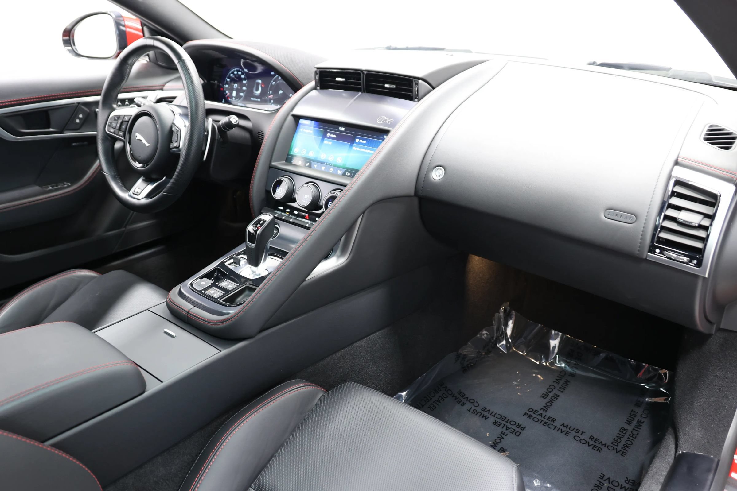 Used 2021 Jaguar F-TYPE R AWD/4WD image 76