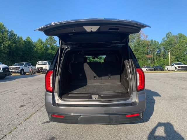 Used 2021 GMC Yukon XL AT4 w/ AT4 Premium Plus Package AWD/4WD image 8