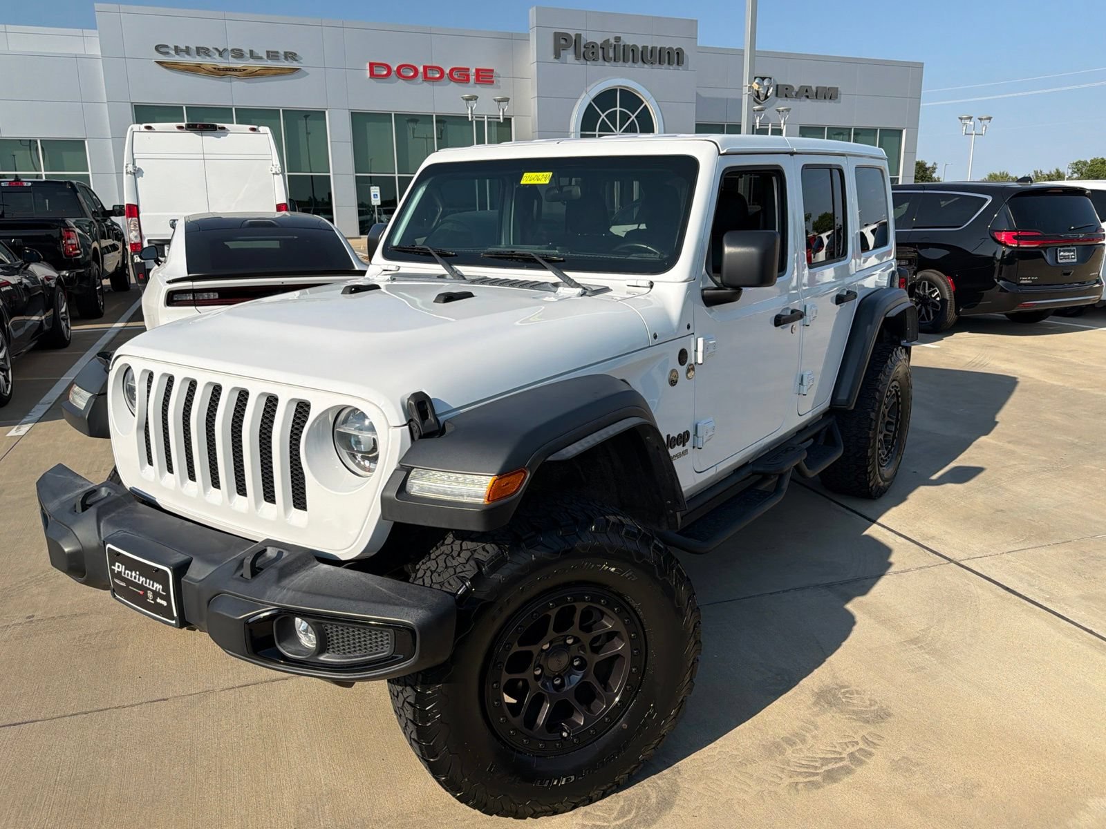 Used 2022 Jeep Wrangler Unlimited Sport AWD/4WD image 1