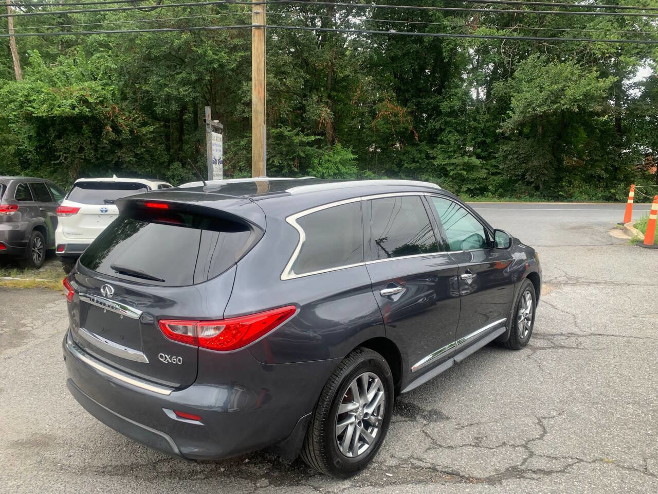 Used 2014 INFINITI QX60 AWD Hybrid image 5