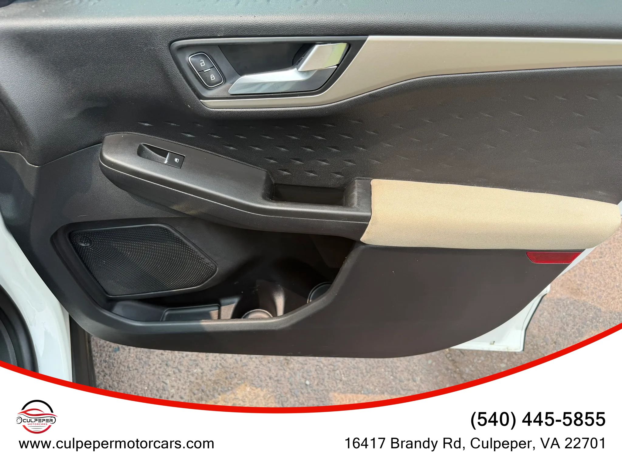 Used 2020 Ford Escape SE AWD/4WD image 16