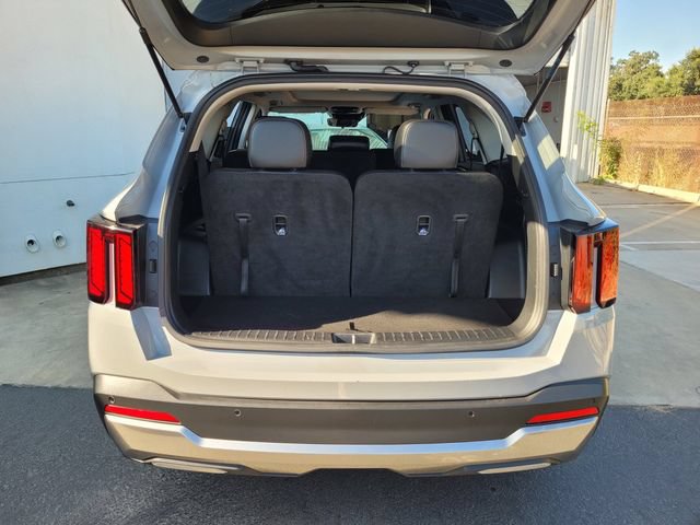 Certified 2024 Kia Sorento S w/ Panoramic Sunroof Package FWD image 28