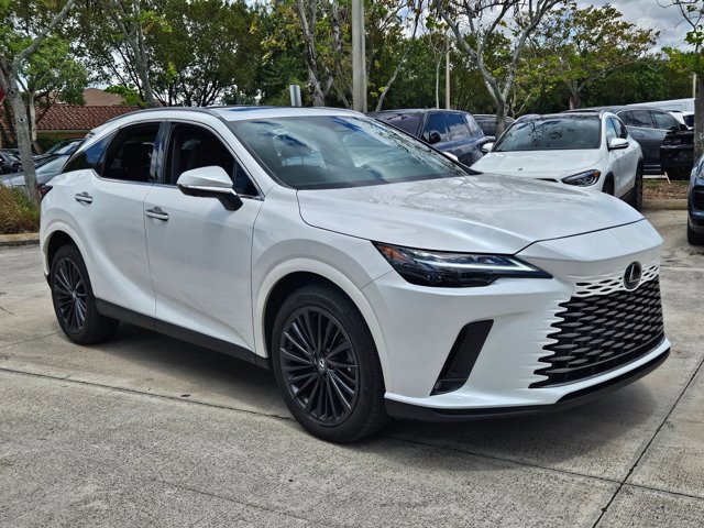 Used 2025 Lexus RX 350h w/ Convenience Package AWD/4WD image 3