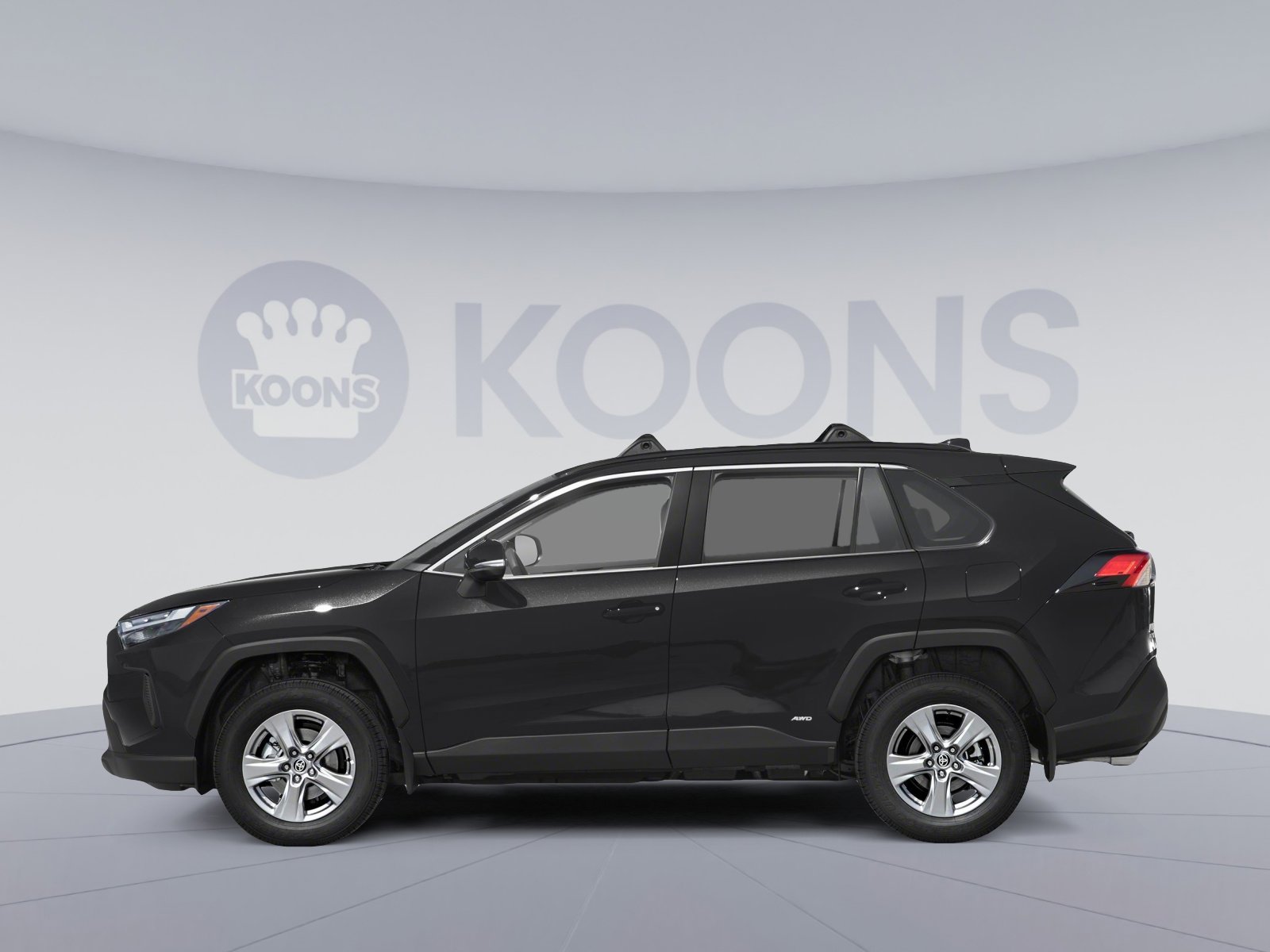 Used 2025 Toyota RAV4 XLE image 4