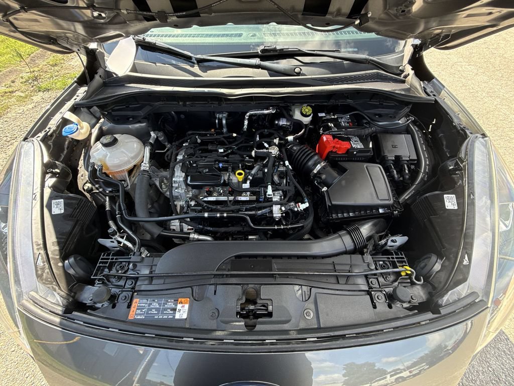 Used 2022 Ford Escape SE w/ SE Sport Appearance Package AWD/4WD image 17