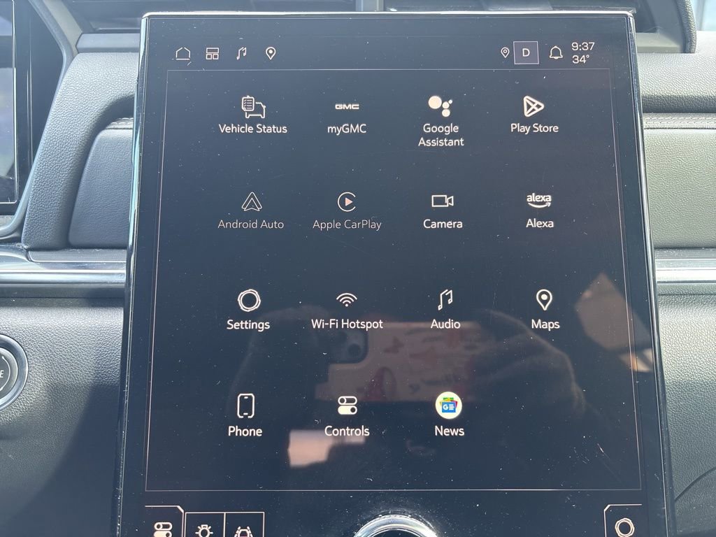 Used 2025 GMC Terrain Elevation image 30