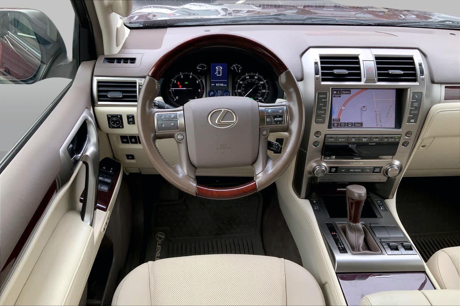 Used 2016 Lexus GX 460 w/ Premium Package AWD/4WD image 6