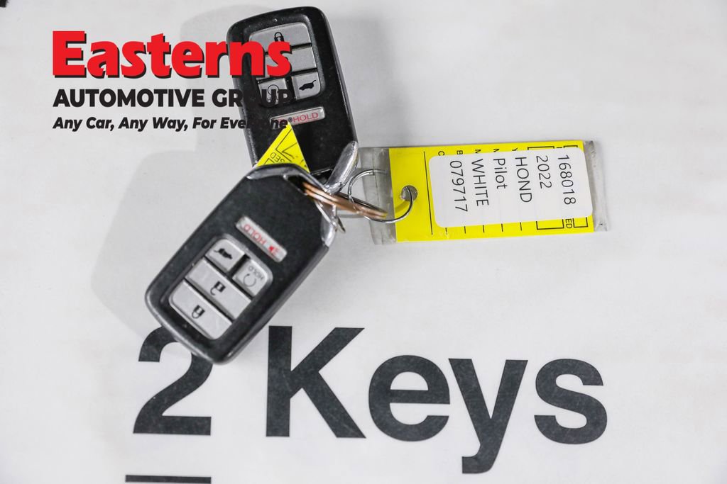 Used 2022 Honda Pilot Sport image 25